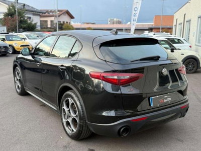 Alfa Romeo Stelvio 2.2 t Sprint Q4 210cv auto (4)