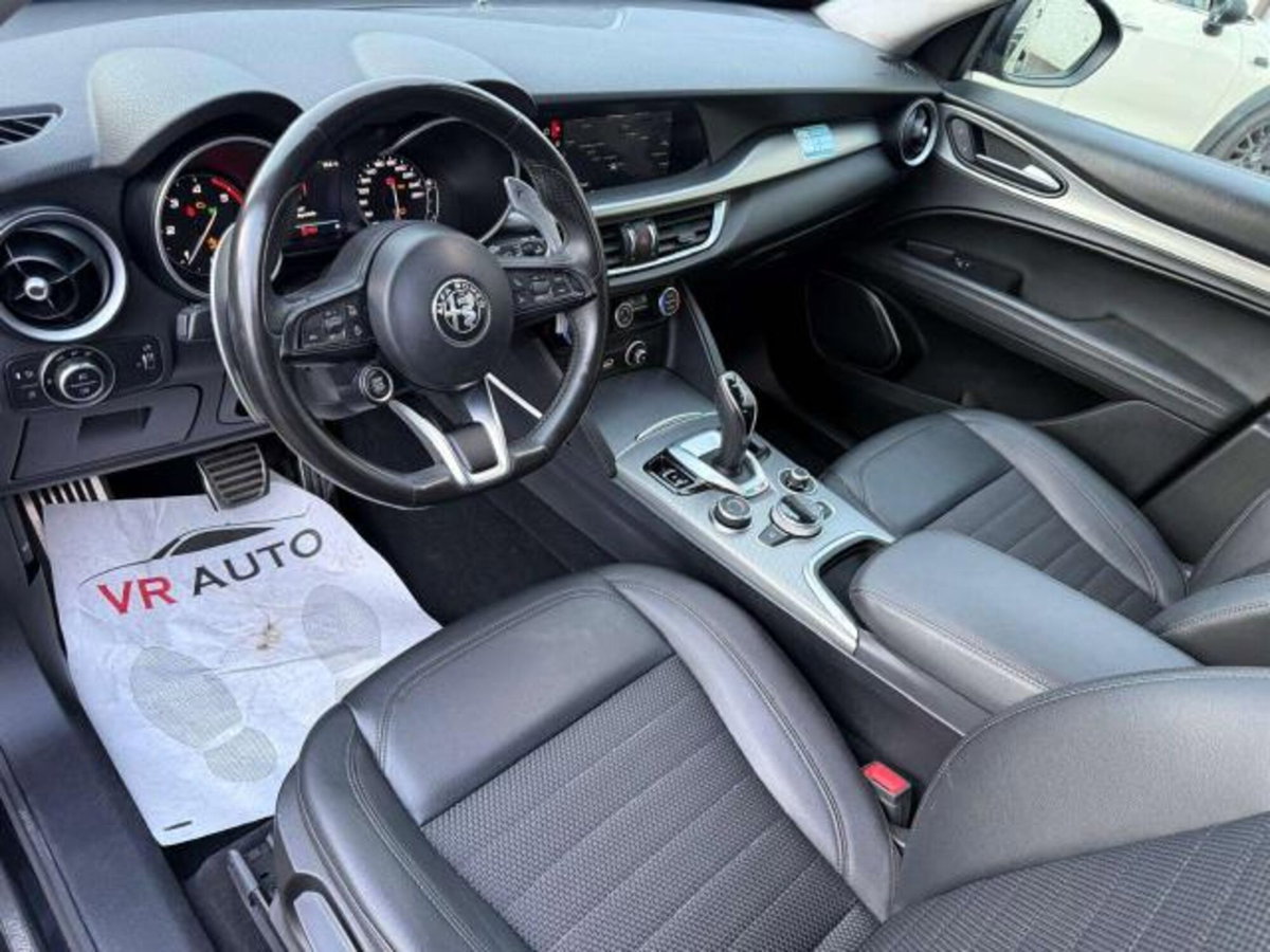 Alfa Romeo Stelvio 2.2 t Sprint Q4 210cv auto (7)