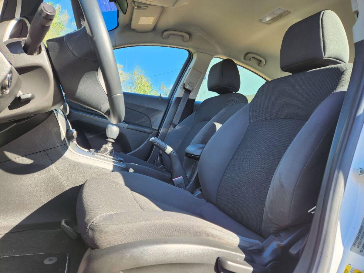 Chevrolet Cruze 1.8 5 porte LT GPL (16)