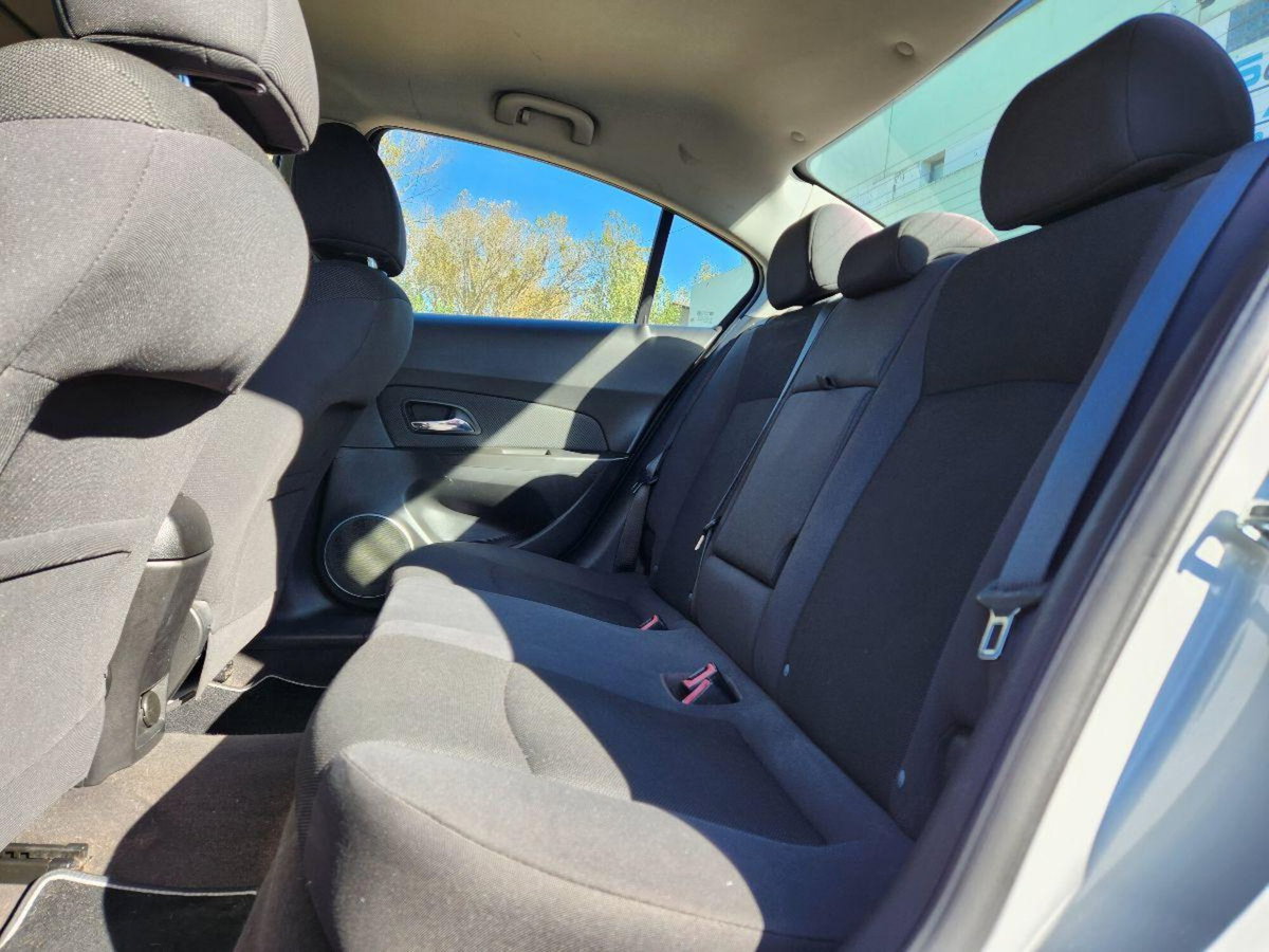 Chevrolet Cruze 1.8 5 porte LT GPL (18)
