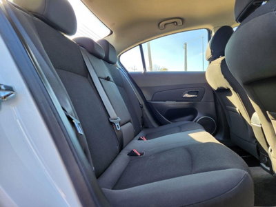 Chevrolet Cruze 1.8 5 porte LT GPL (19)