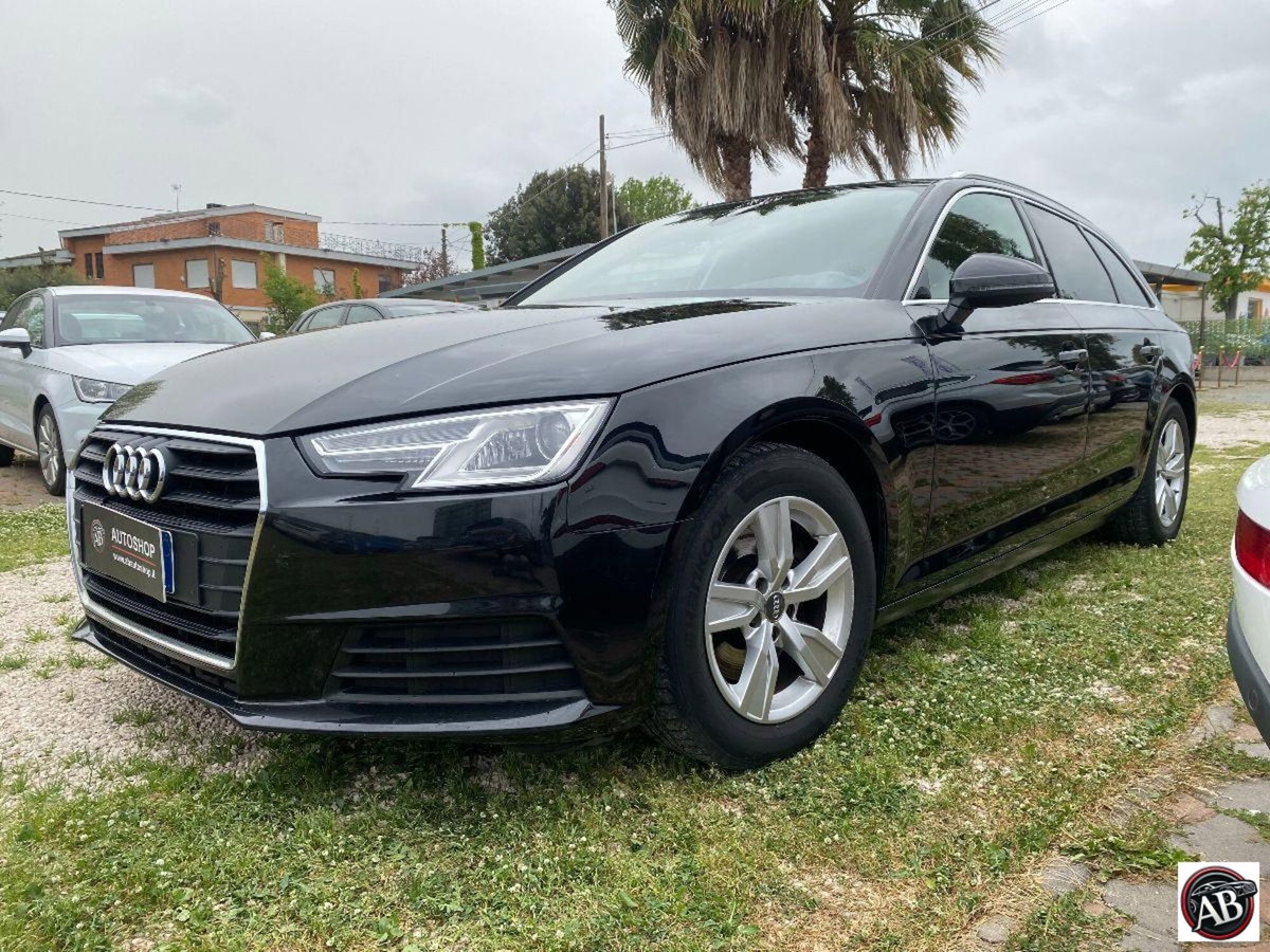 Audi A4 Avant 2.0 TDI 150 CV ultra (2)