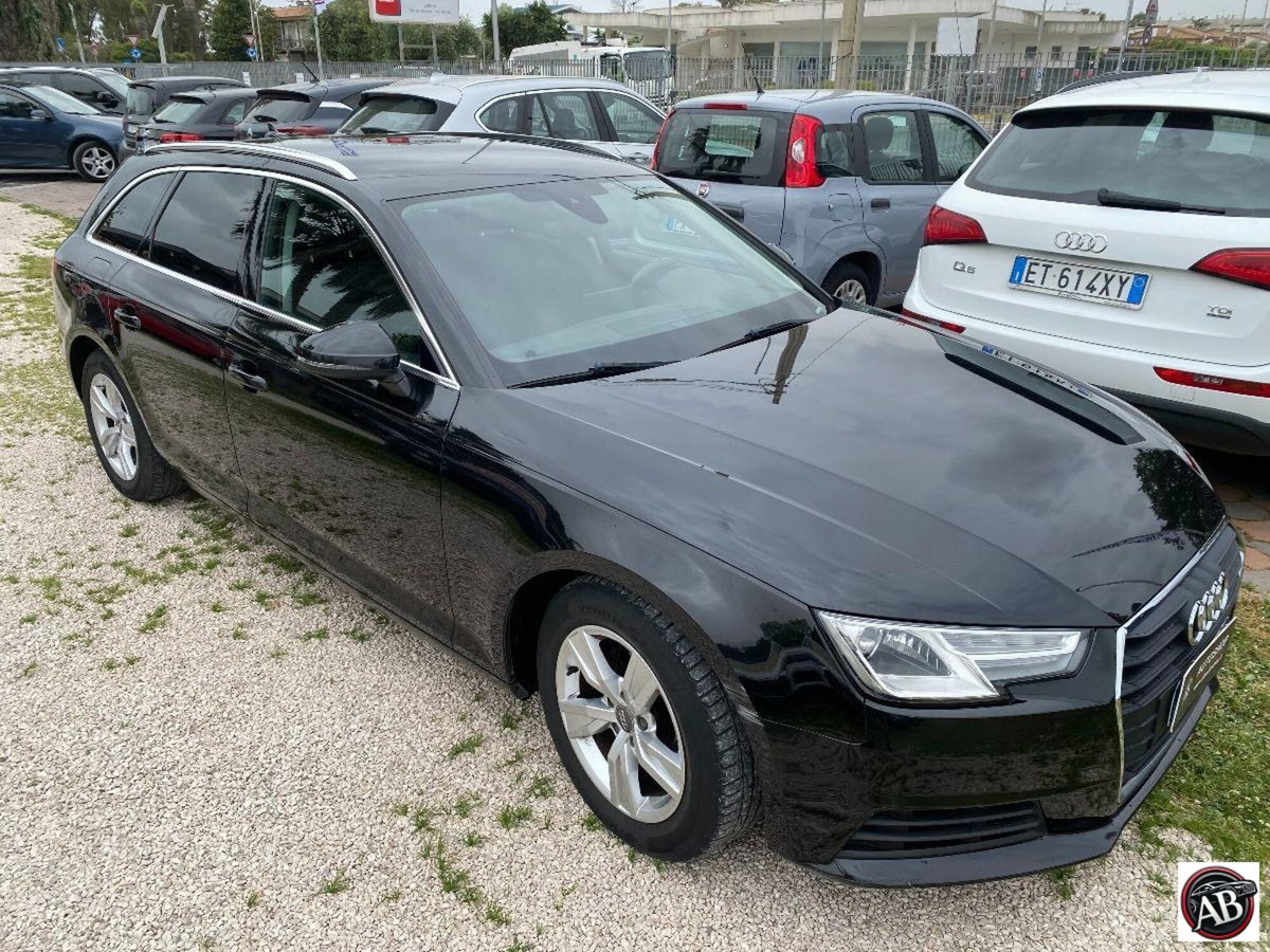 Audi A4 Avant 2.0 TDI 150 CV ultra (5)