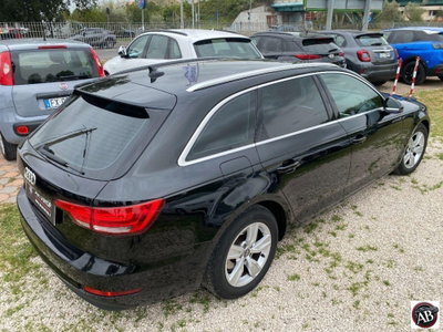 Audi A4 Avant 2.0 TDI 150 CV ultra (6)