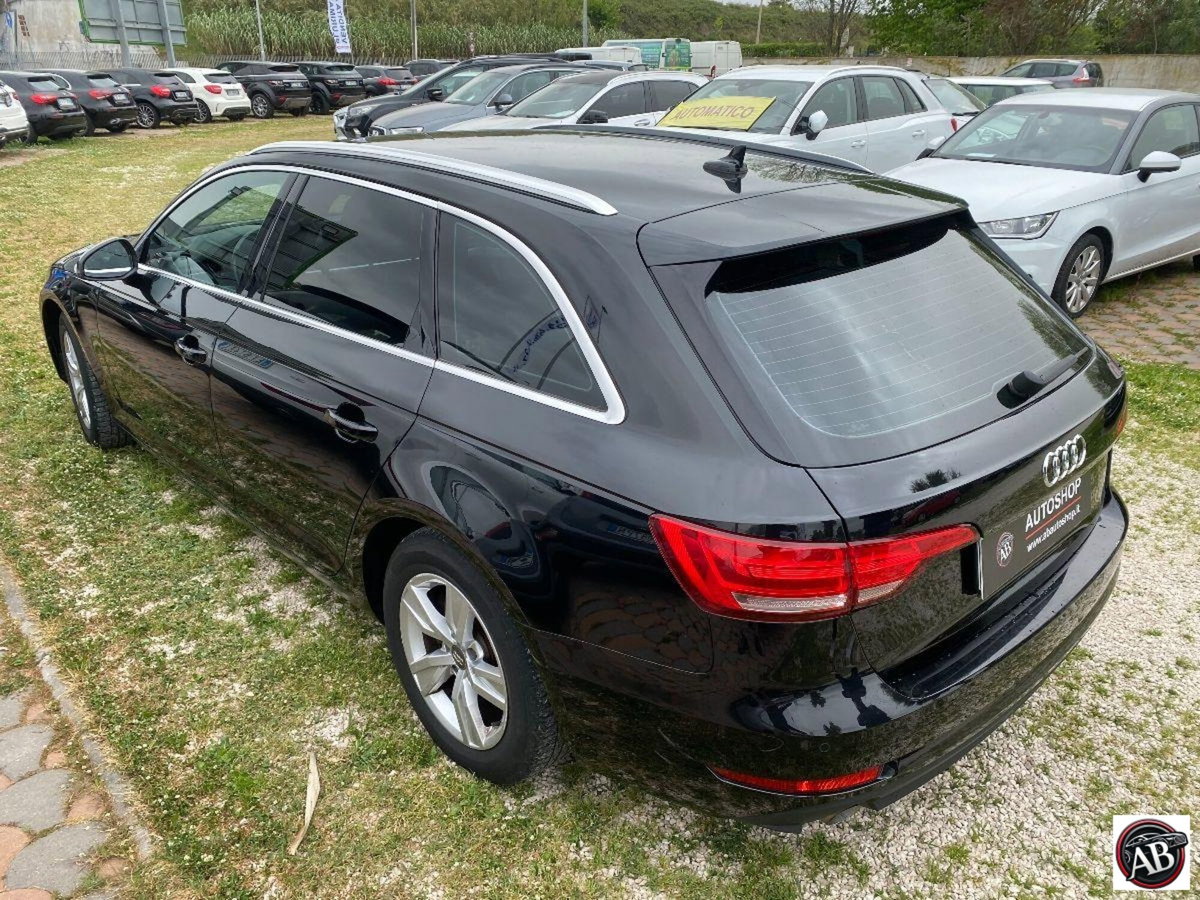 Audi A4 Avant 2.0 TDI 150 CV ultra (9)