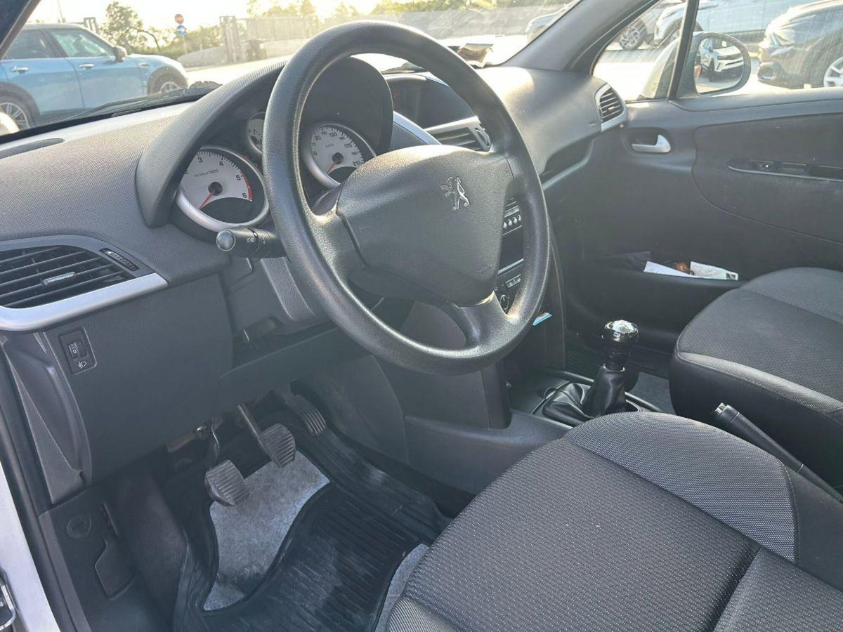 Peugeot 207 HDi 90CV FAP 5p. Energie (10)