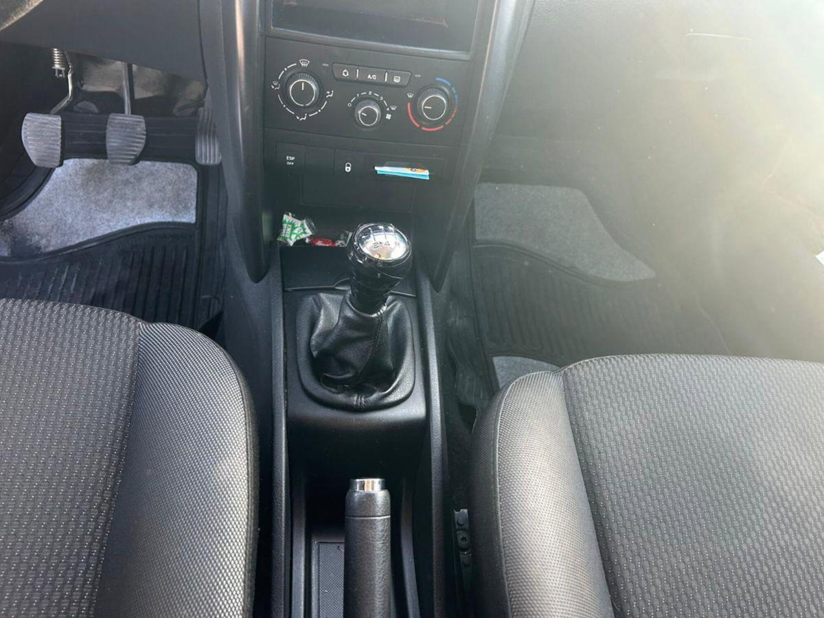 Peugeot 207 HDi 90CV FAP 5p. Energie (12)