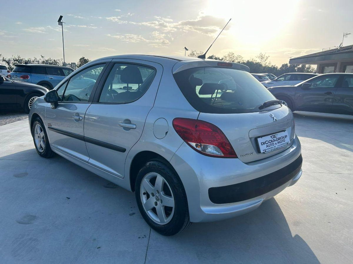 Peugeot 207 HDi 90CV FAP 5p. Energie (4)