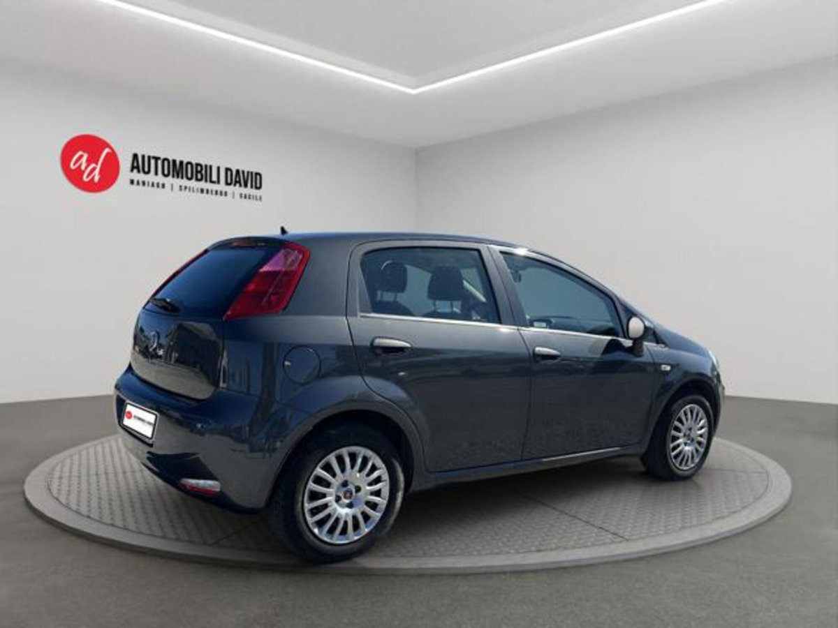 Fiat Punto 1.4 8V 5 porte Easypower Street (4)