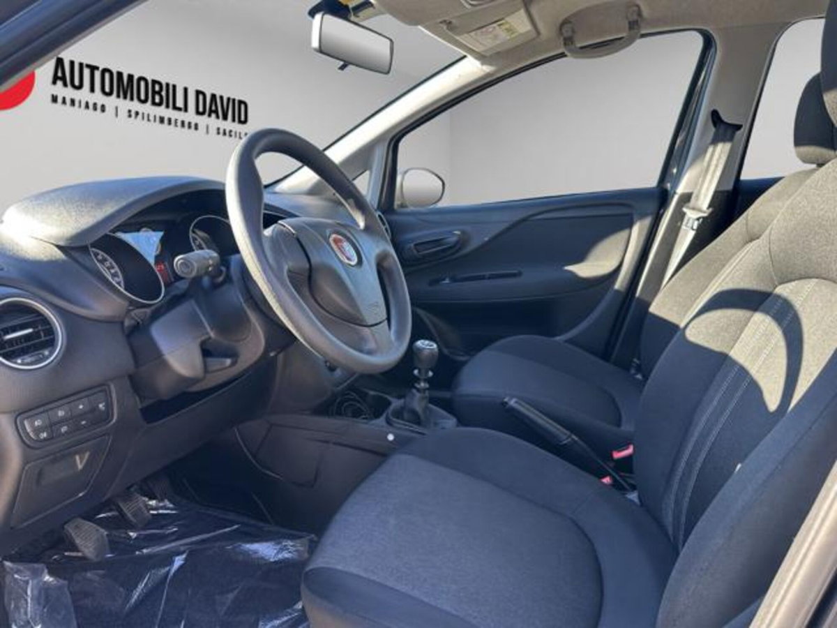 Fiat Punto 1.4 8V 5 porte Easypower Street (7)