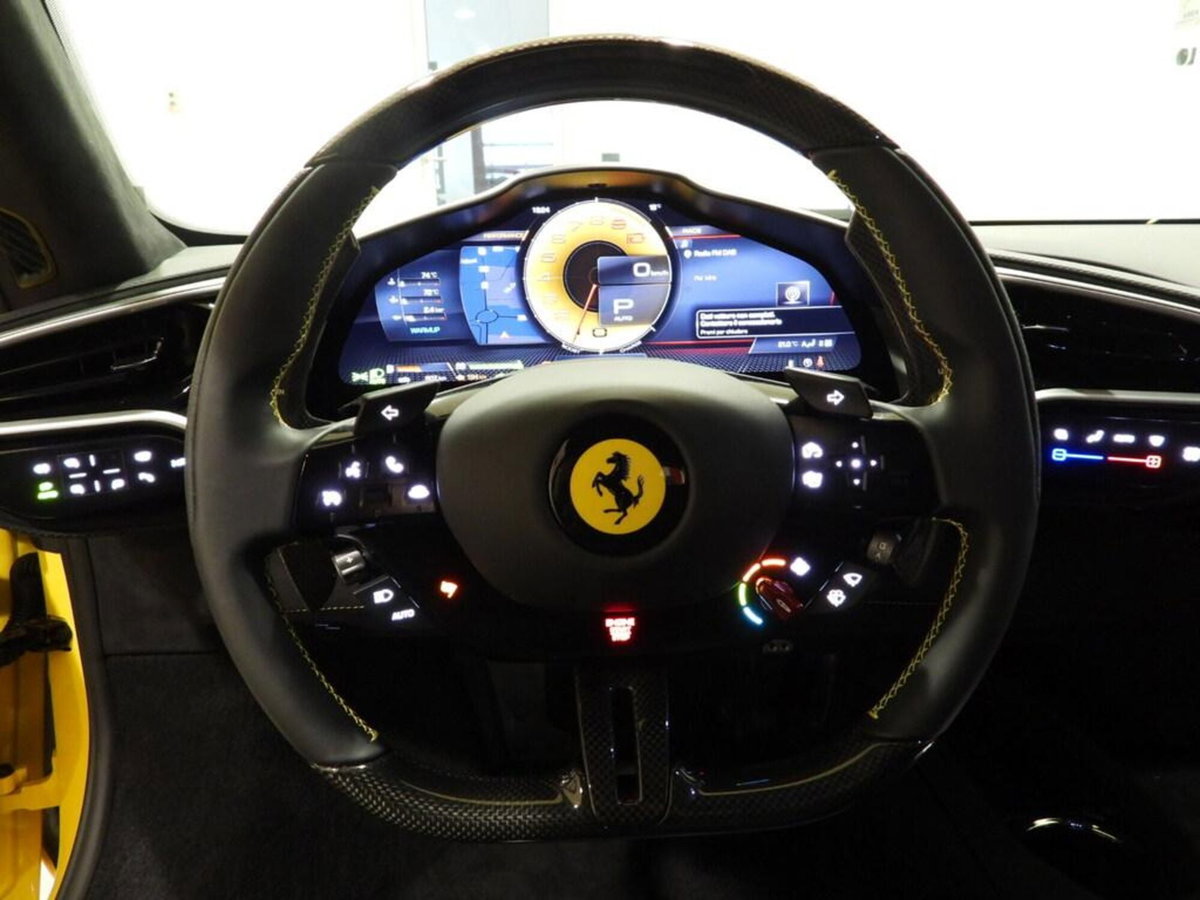 Ferrari 296 Coupé 3.0 GTB (4)
