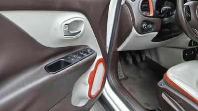 Jeep Renegade 2.0 Mjt 140CV 4WD Active Drive Limited (11)