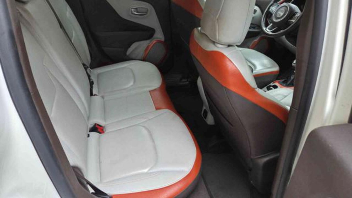 Jeep Renegade 2.0 Mjt 140CV 4WD Active Drive Limited (14)