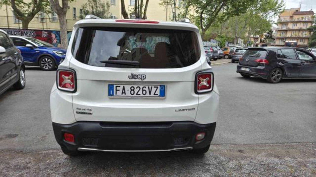 Jeep Renegade 2.0 Mjt 140CV 4WD Active Drive Limited (4)