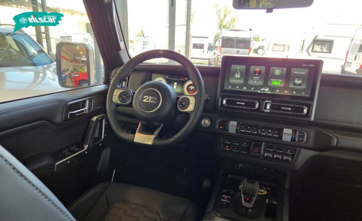 Emc 212 212 2.0 tgdi Officer 4wd 8at (7)