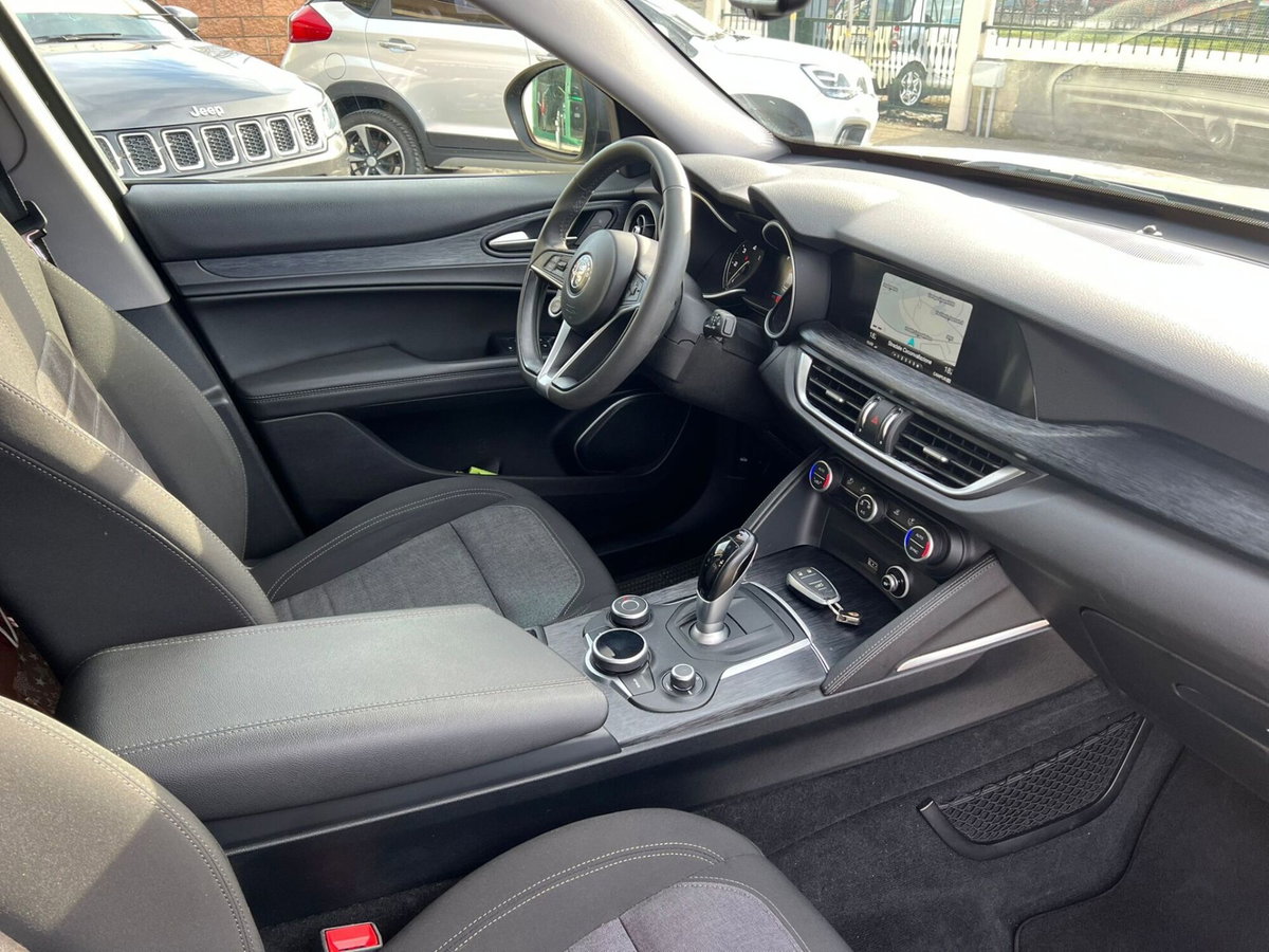 Alfa Romeo Stelvio Stelvio 2.2 Turbodiesel 190 CV AT8 Q4 Business (11)