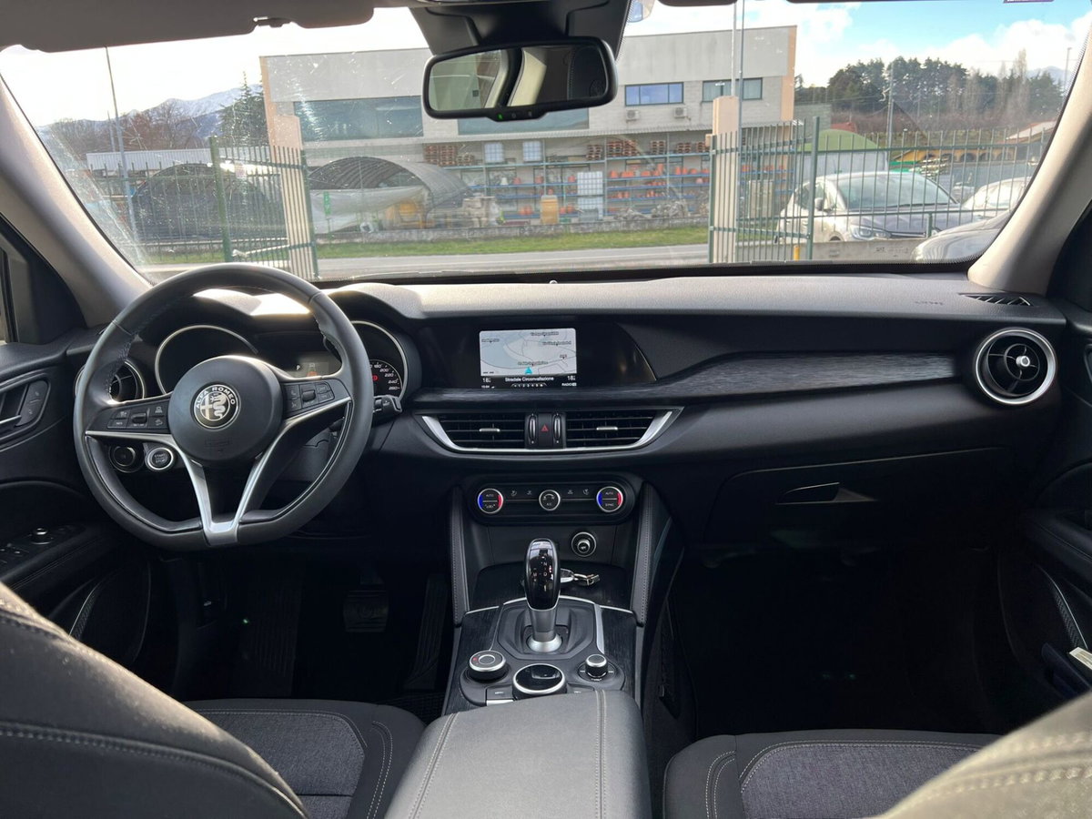 Alfa Romeo Stelvio Stelvio 2.2 Turbodiesel 190 CV AT8 Q4 Business (12)
