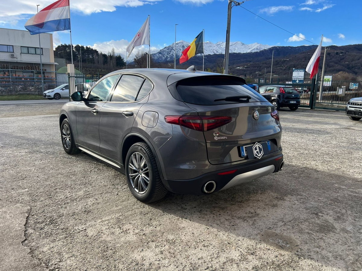 Alfa Romeo Stelvio Stelvio 2.2 Turbodiesel 190 CV AT8 Q4 Business (6)