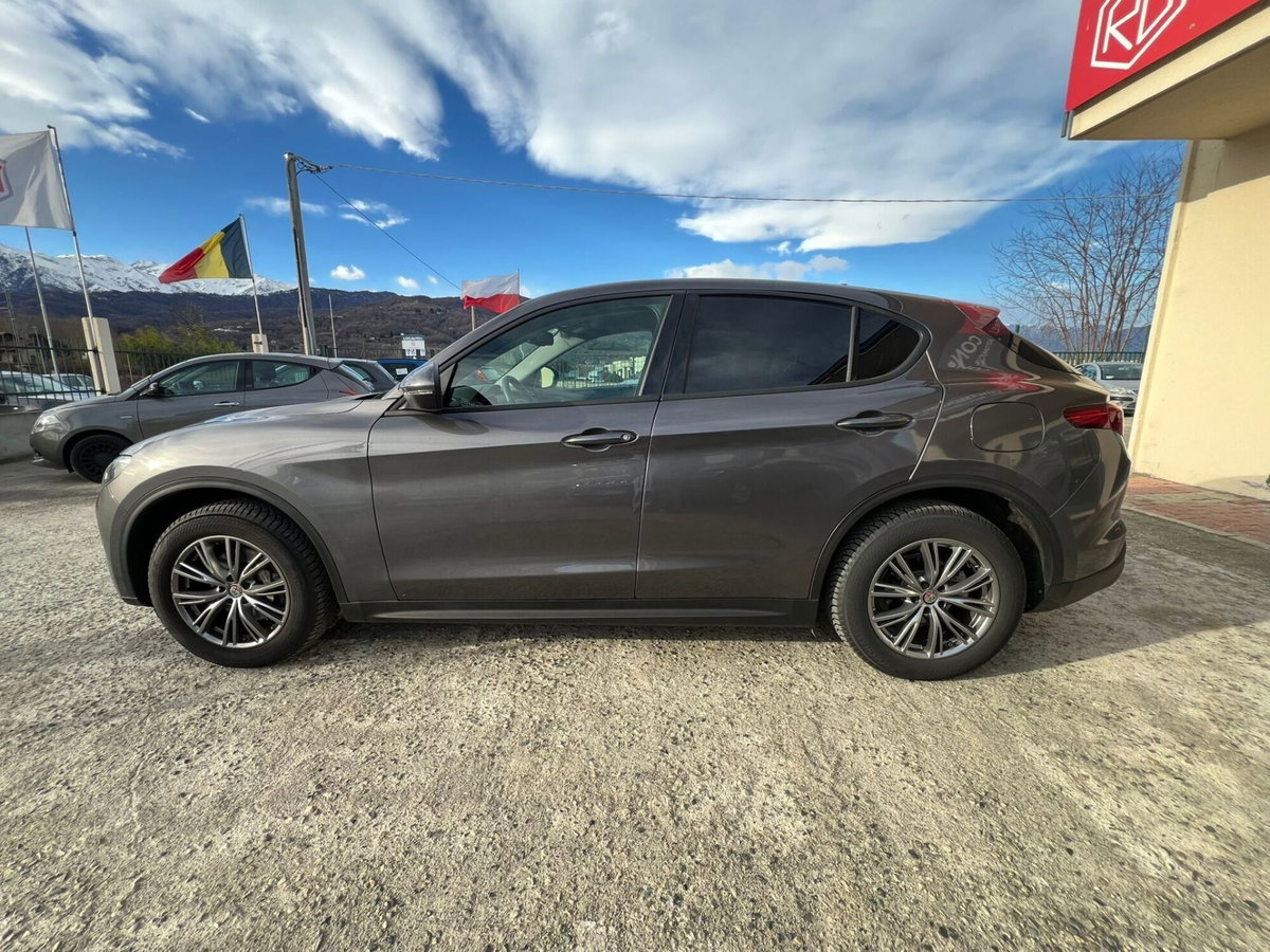 Alfa Romeo Stelvio Stelvio 2.2 Turbodiesel 190 CV AT8 Q4 Business (7)