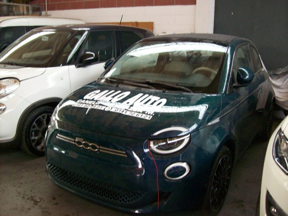 Fiat 500 Cabrio La Prima Cabrio 42 kWh (3)