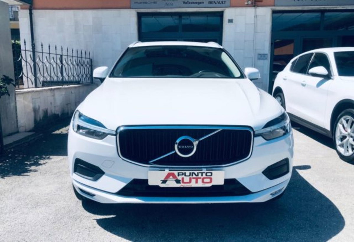 Volvo XC60 B4 (d) AWD Geartronic Momentum Pro (4)
