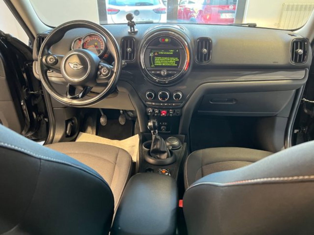 MINI Mini Countryman 2.0 Cooper D Business Countryman (2)