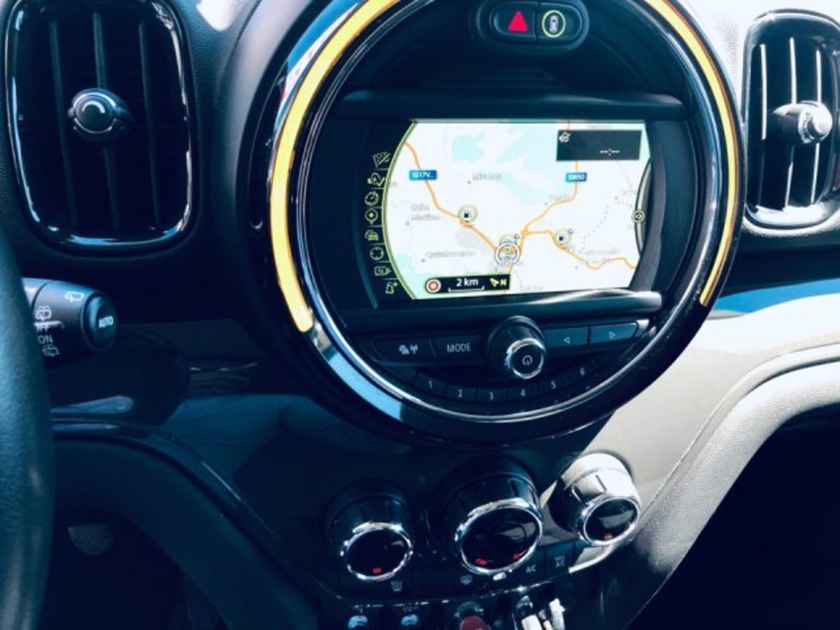 MINI Mini Countryman 2.0 Cooper D Business Countryman (7)
