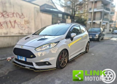 Ford Fiesta 1.6 200CV 3 porte ST 200 (10)