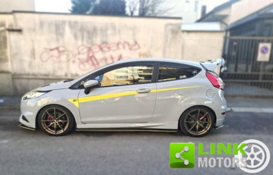 Ford Fiesta 1.6 200CV 3 porte ST 200 (13)