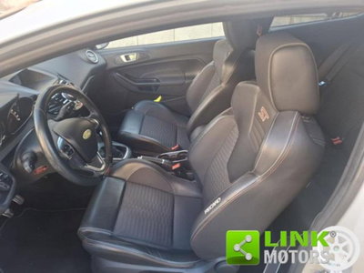 Ford Fiesta 1.6 200CV 3 porte ST 200 (6)