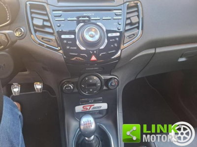 Ford Fiesta 1.6 200CV 3 porte ST 200 (8)