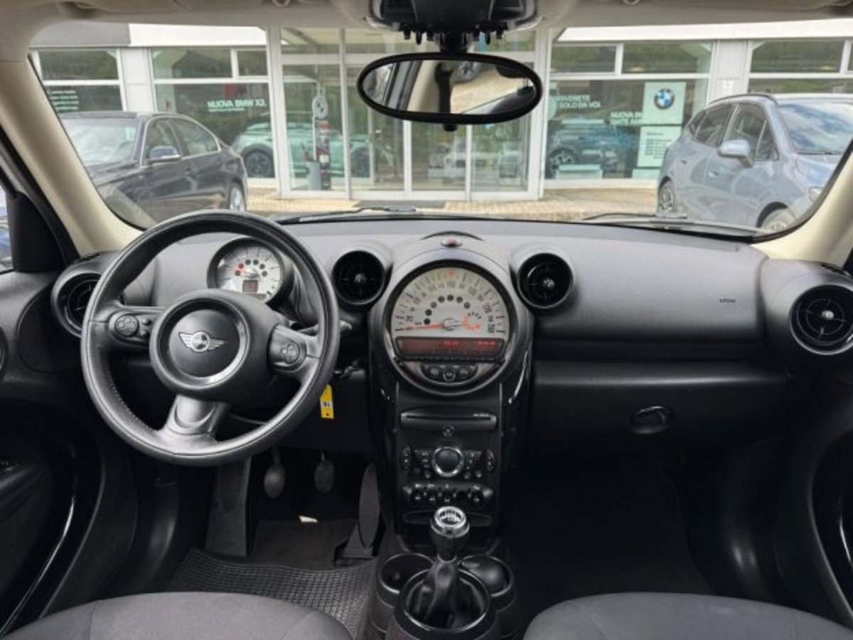 MINI Mini Countryman 1.6 Cooper D Countryman (11)