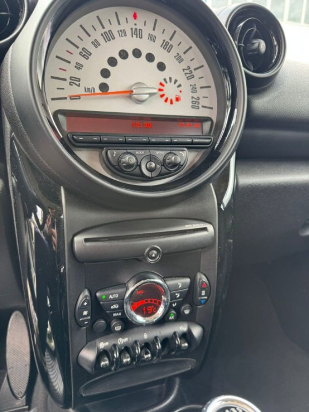 MINI Mini Countryman 1.6 Cooper D Countryman (13)