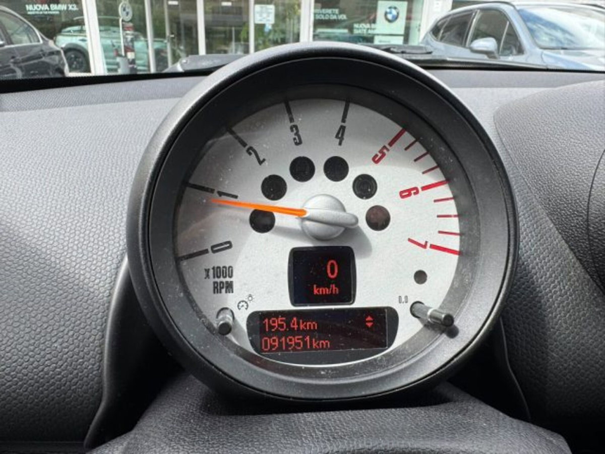 MINI Mini Countryman 1.6 Cooper D Countryman (15)