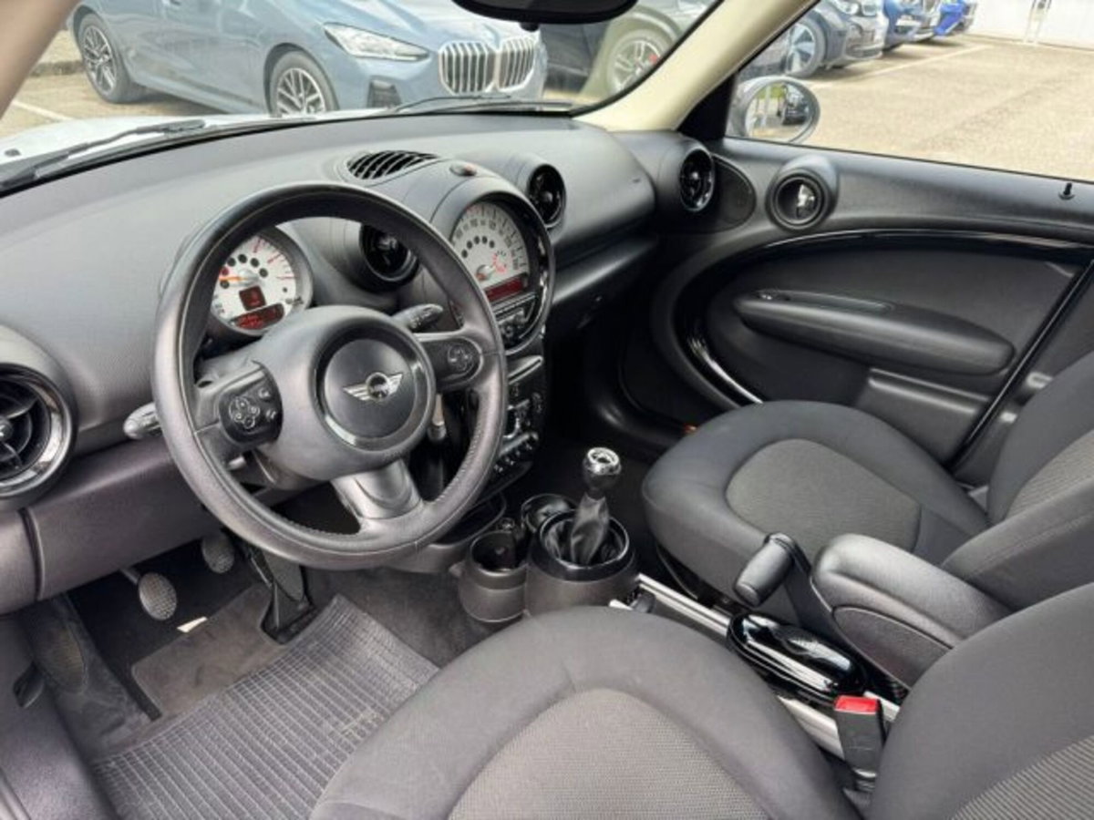 MINI Mini Countryman 1.6 Cooper D Countryman (9)