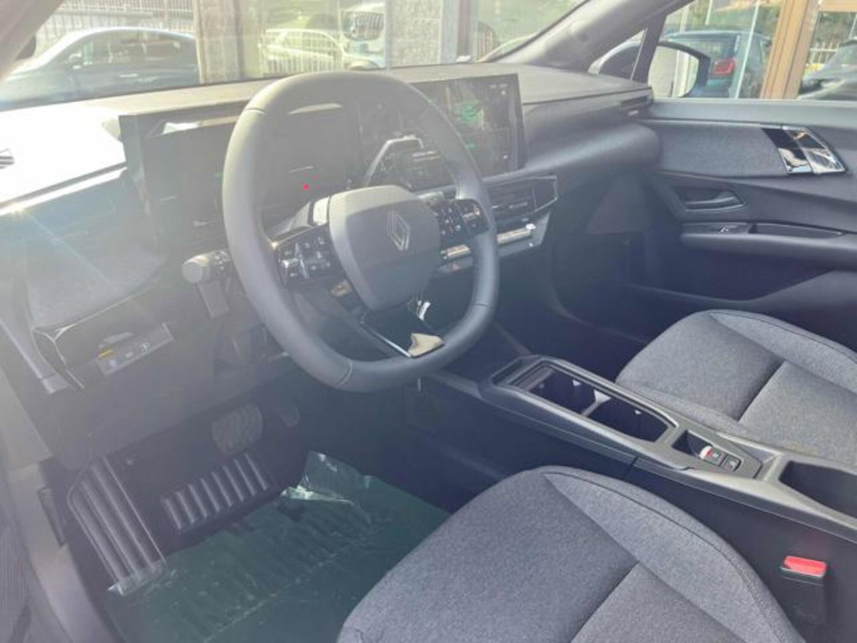 Renault Clio 1.8 full hybrid Evolution 160cv auto (10)