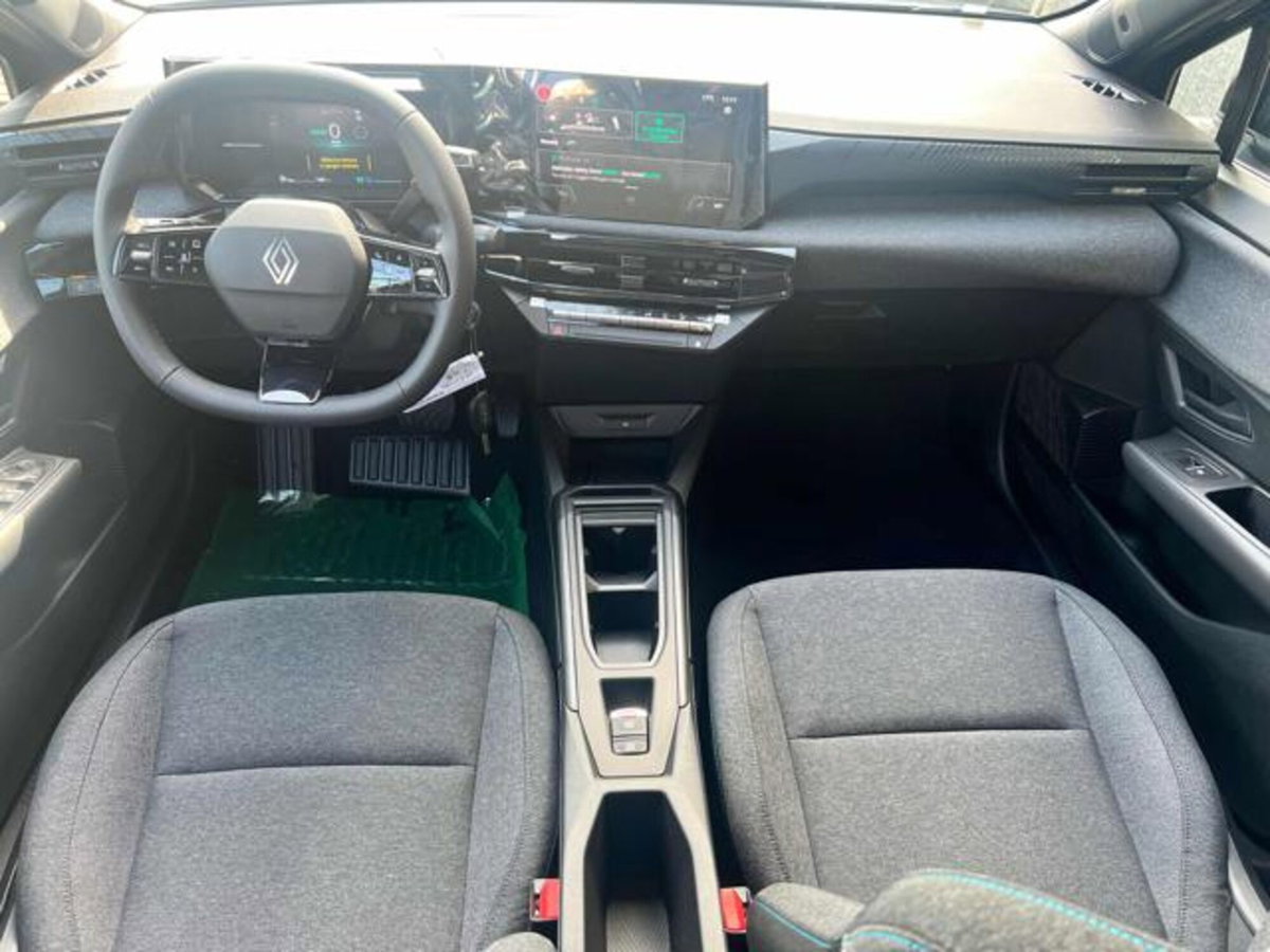Renault Clio 1.8 full hybrid Evolution 160cv auto (7)