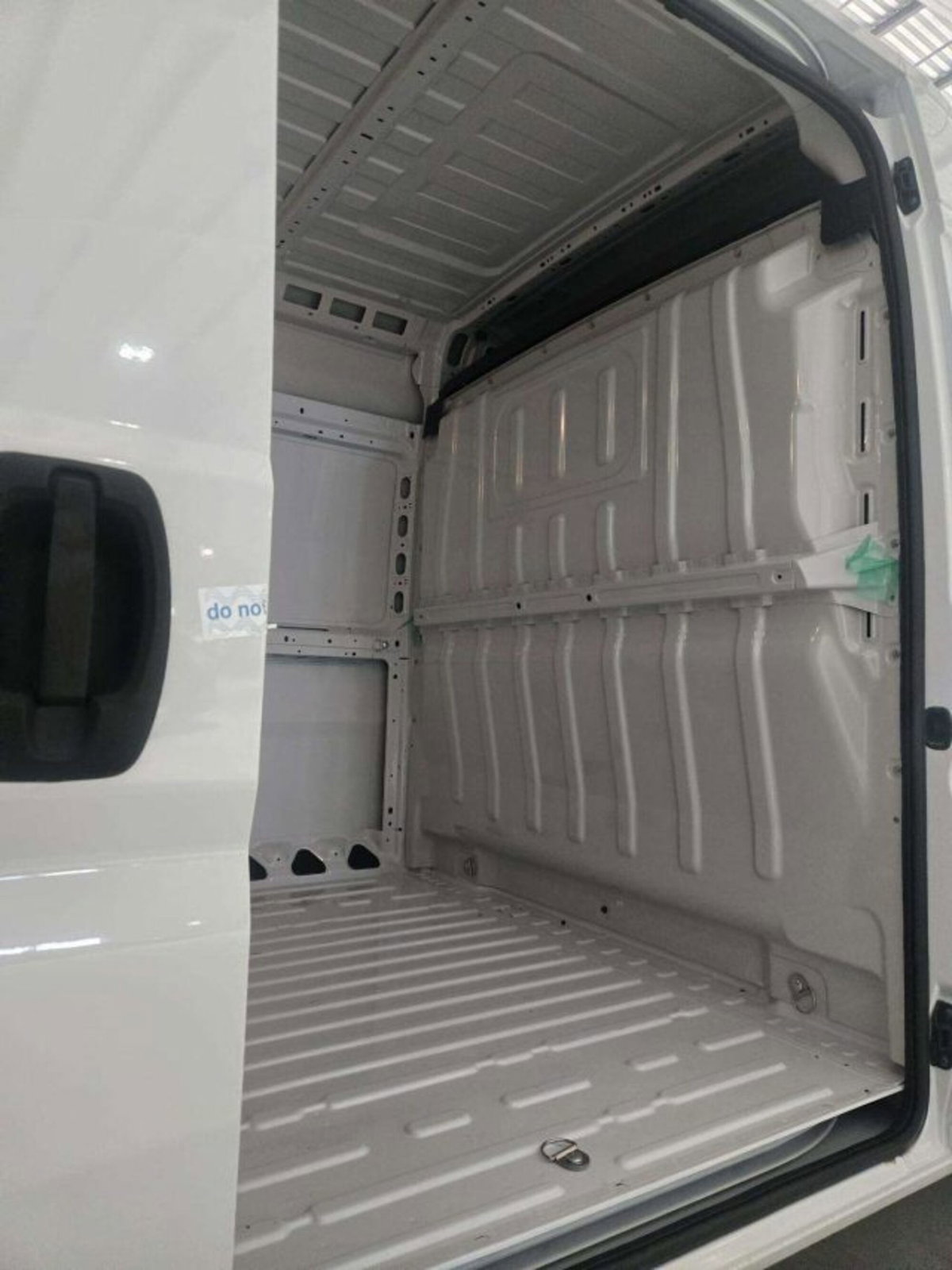 Peugeot Boxer Furgone Heavy 35 L2H2 2.2 diesel 140cv S&S (10)