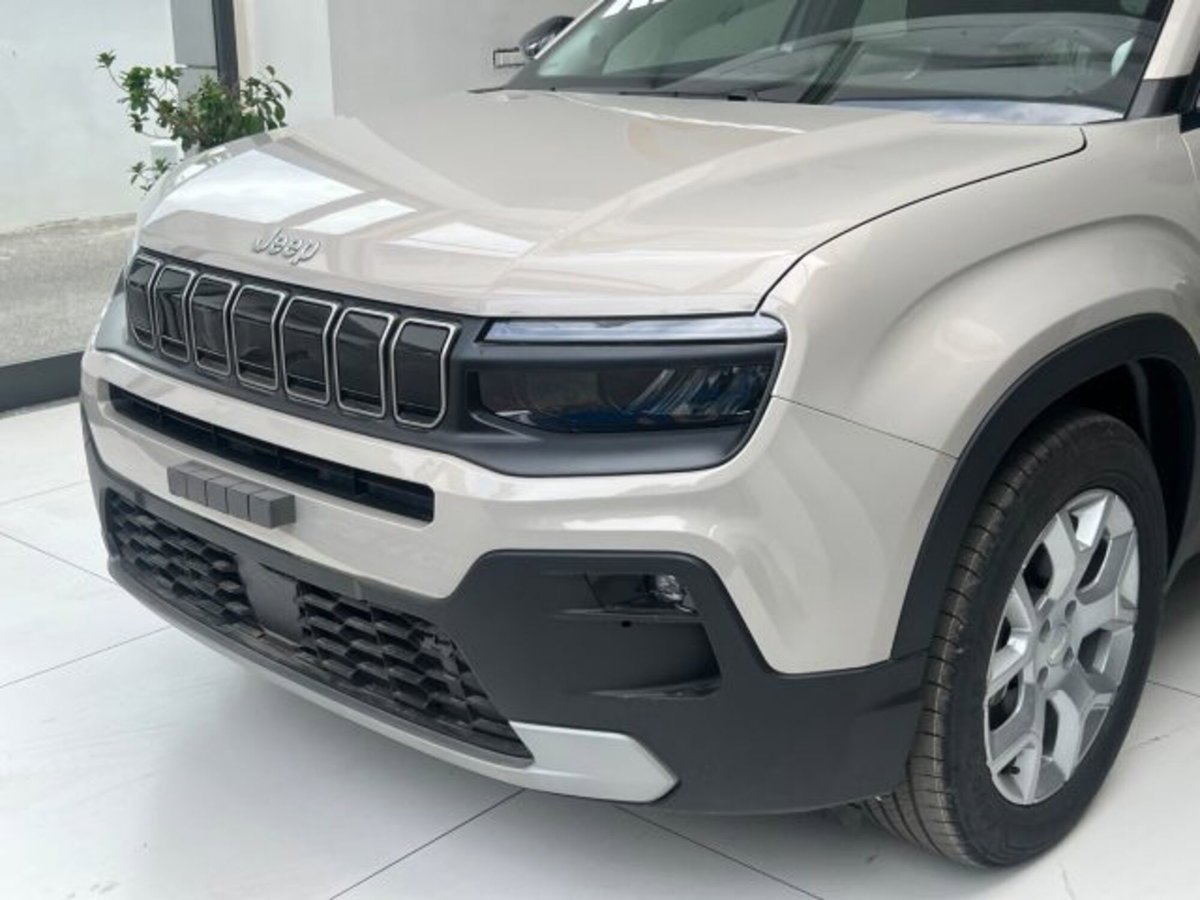 Jeep Avenger 1.2 turbo Summit fwd 100cv (3)