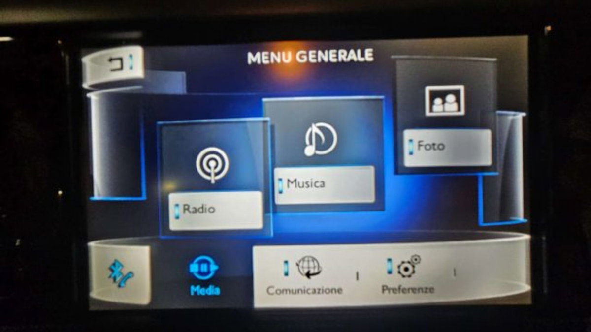 Peugeot 208 82 5 porte Allure (11)