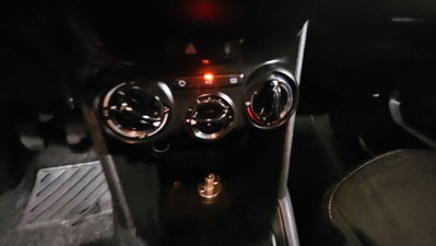 Peugeot 208 82 5 porte Allure (12)