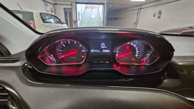 Peugeot 208 82 5 porte Allure (13)
