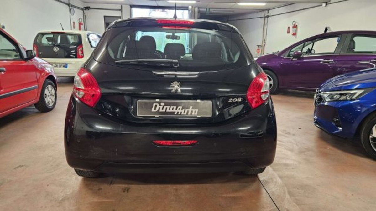 Peugeot 208 82 5 porte Allure (6)