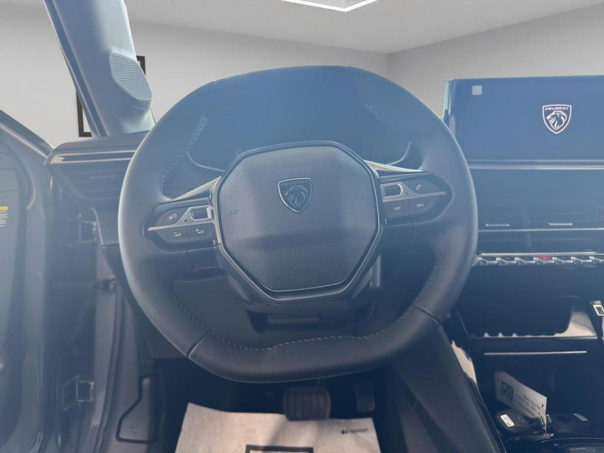 Peugeot 208 1.2 hybrid Active 100cv e-dcs 6 (15)