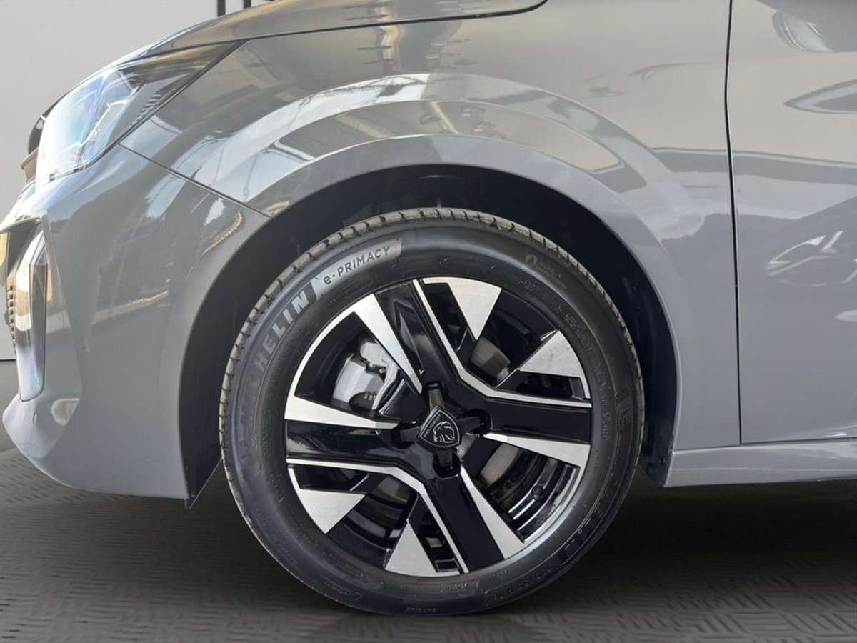 Peugeot 208 1.2 hybrid Active 100cv e-dcs 6 (9)