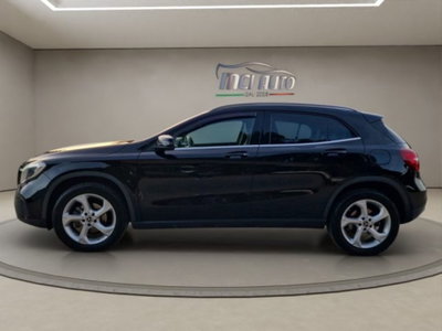 Mercedes-Benz GLA SUV 200 d Automatic 4Matic Sport (2)