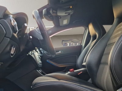 Mercedes-Benz GLA SUV 200 d Automatic 4Matic Sport (20)