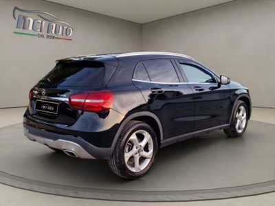 Mercedes-Benz GLA SUV 200 d Automatic 4Matic Sport (5)