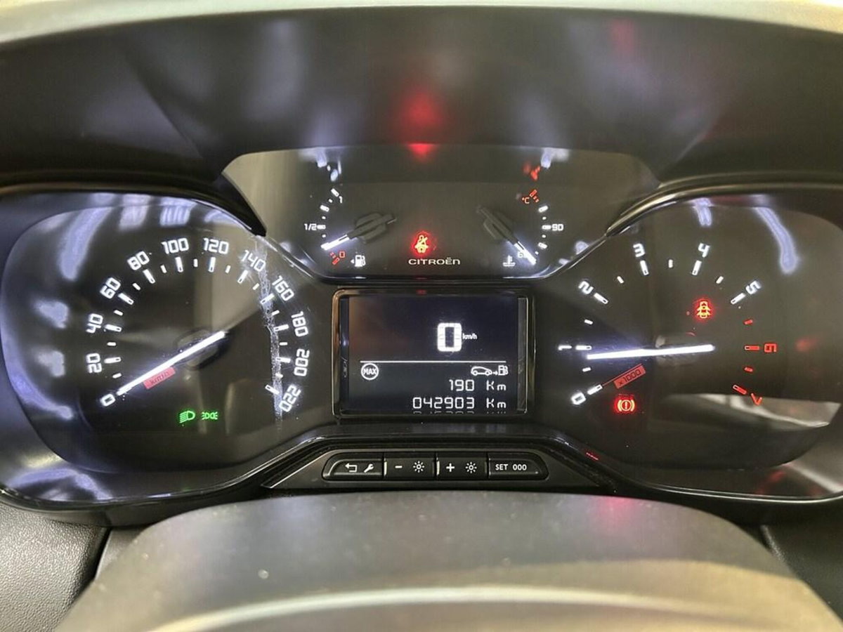 Citroen C3 Aircross BlueHDi 110 S&S Feel (11)