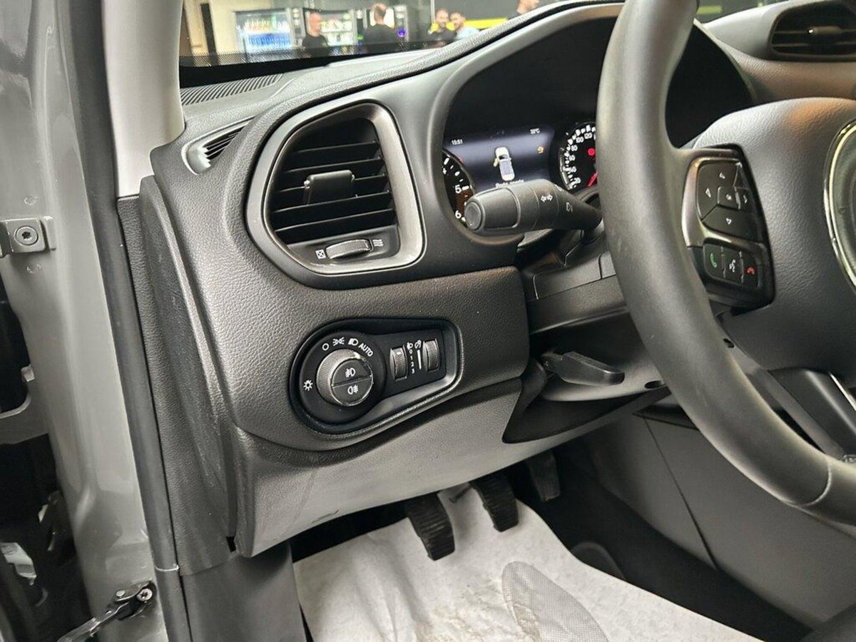 Jeep Renegade 1.6 mjt Limited 2wd 130cv (11)